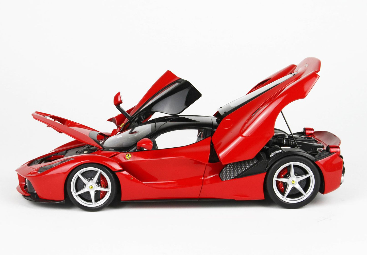 BBR 1/18 Ferrari LaFerrari (Rosso Corsa 322 Red with Gloss Black Roof and Silver Rims) Fully Open Diecast Car Model