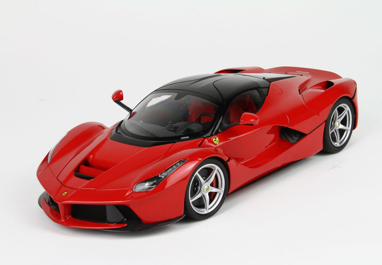 BBR 1/18 Ferrari LaFerrari (Rosso Corsa 322 Red with Gloss Black Roof and Silver Rims) Fully Open Diecast Car Model