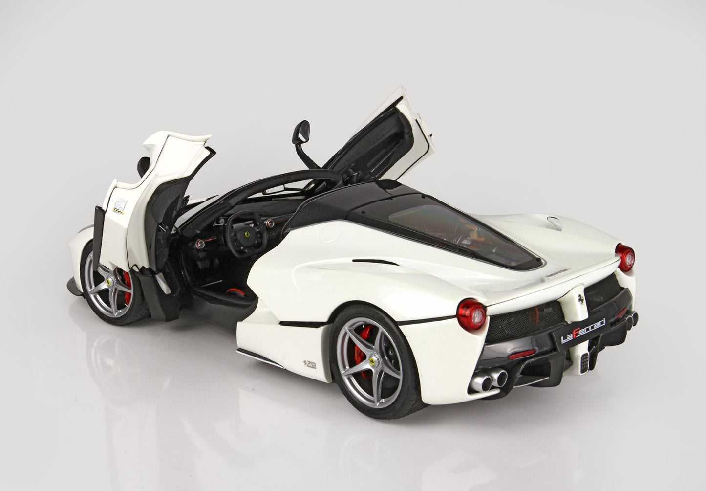 BBR 1/18 Ferrari LaFerrari APERTA Metallic Italian White Diecast