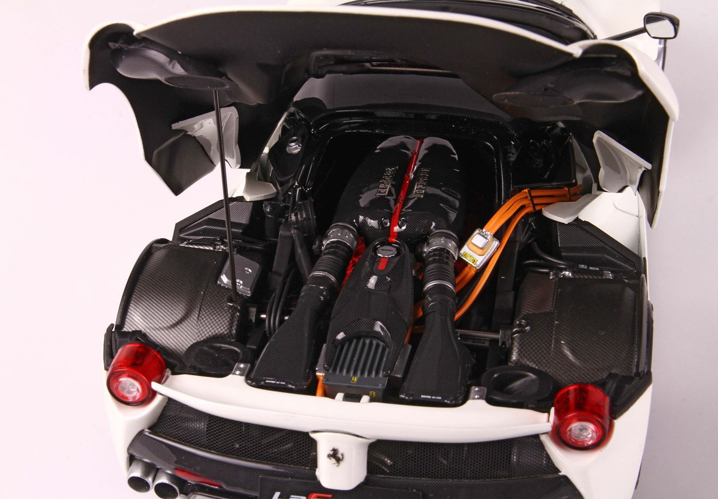 BBR 1/18 Ferrari LaFerrari APERTA Metallic Italian White Diecast