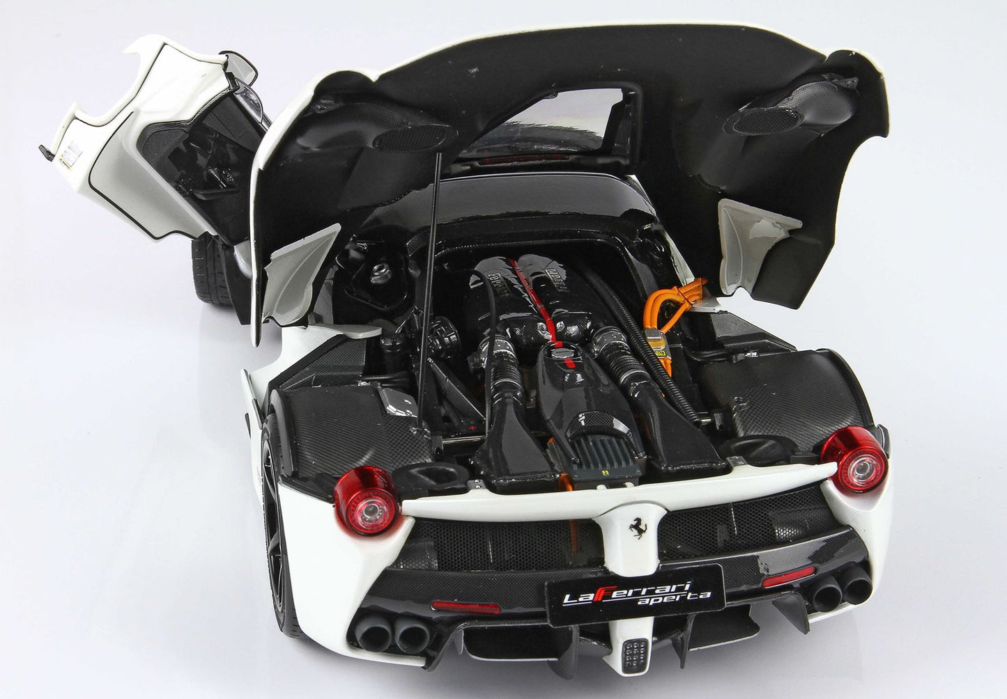 BBR 1/18 Ferrari LaFerrari APERTA Avus White- limited 48pcs -fully open diecast