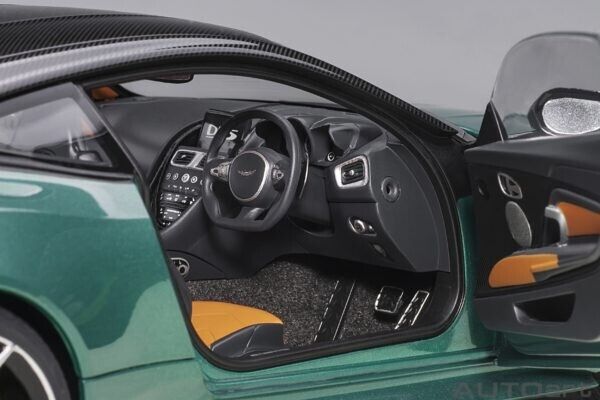1/18 Autoart Aston Martin DBS Superleggera Aston Martin Racing Green