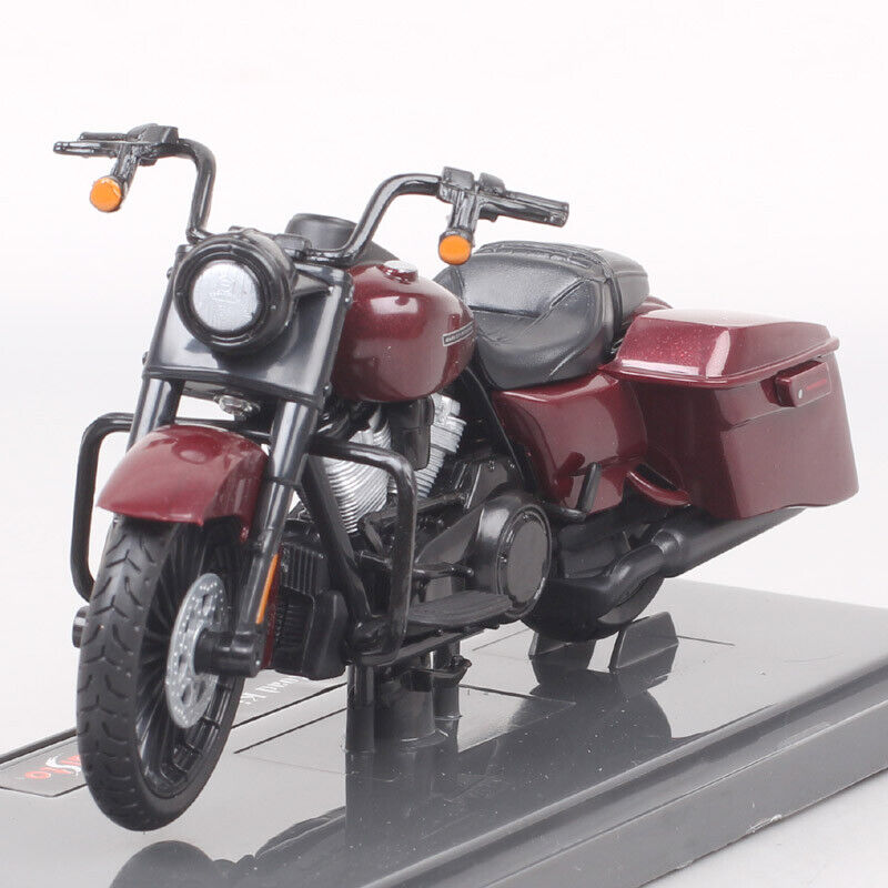 1/18 Maisto 2017 HD Harley Road King Special motorcycle Model