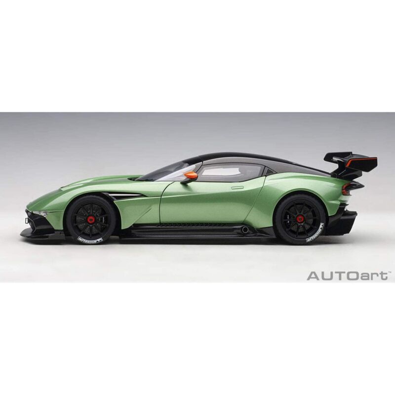 1/18 AUTOart Aston Martin Vulcan in Apple Tree Green 70263