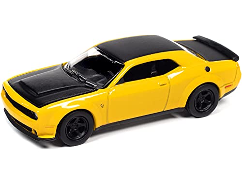 Auto World Diecast, 2018 Dodge Challenger SRT Demon Yellow Jacket & Black Limited Edition to 14408 Pieces Worldwide 1/64 Diecast Model Car by Autoworld 64312AWSP068 B