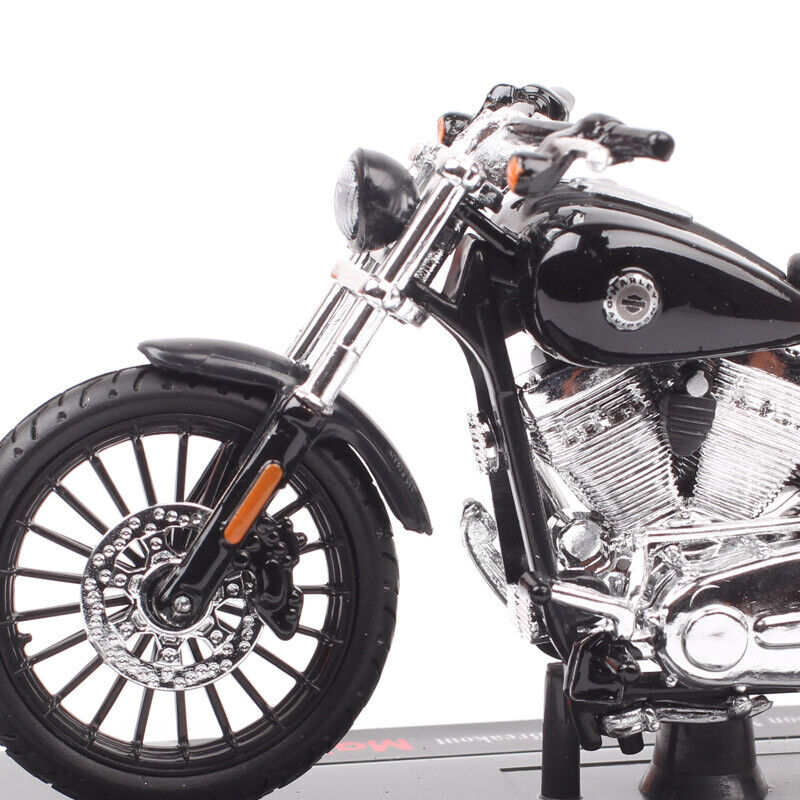 1/18 Maisto 2016 MY Harley Softail Breakout Motorcycle Diecast Bike