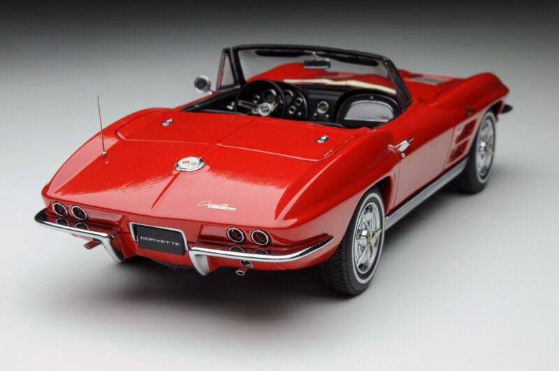1/18 AUTOart Chevrolet Corvette C2 Sting Ray Convertible 1963 71191