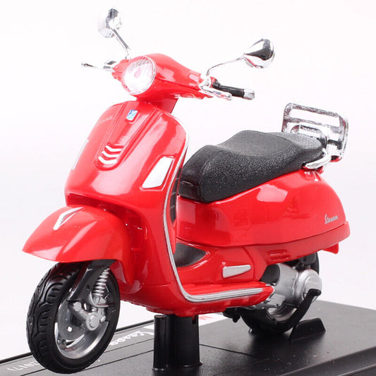 Maisto 1/18 Scale Vespa GTS 300 2017 Scooter motorcycle diecast model Red