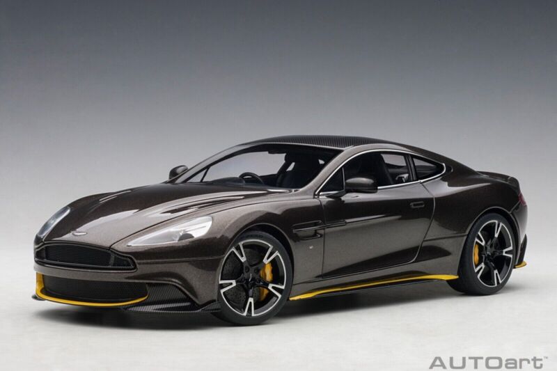 1/18 Autoart Aston Martin 2017 Vanquish S Kopi Bronze RHD 70273
