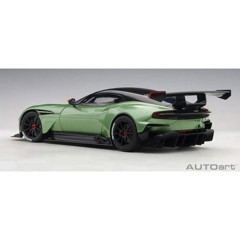 1/18 AUTOart Aston Martin Vulcan in Apple Tree Green 70263