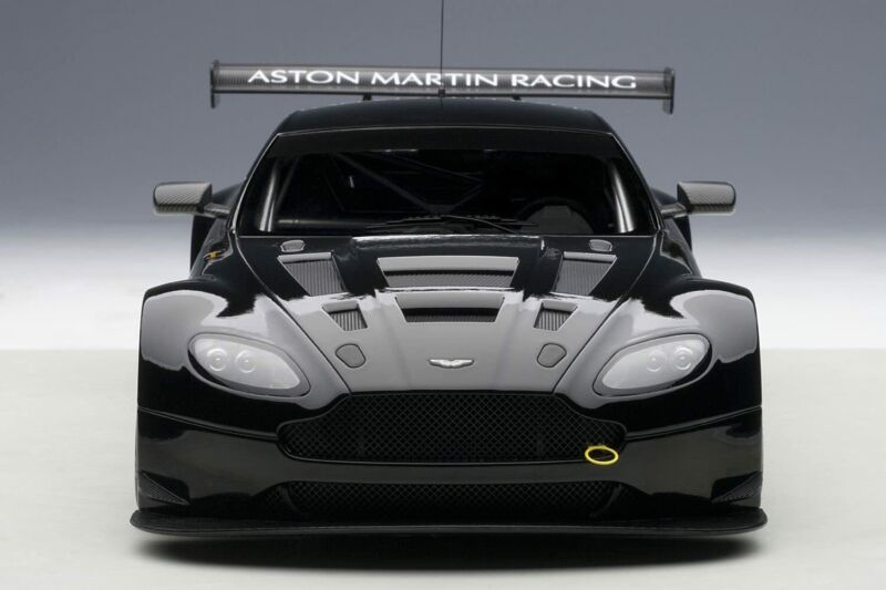 1/18 AUTOart Aston Martin V12 Vantage GT3 2013 Black