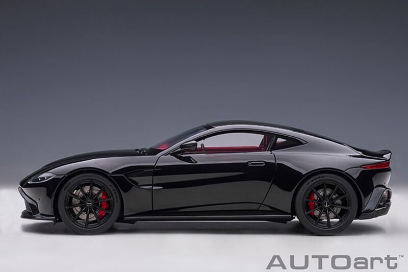 1/18 AUTOart 2019 Aston Martin Vantage Jet Black