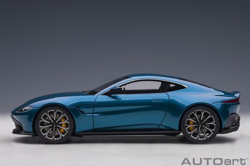 1/18 AUTOart Aston Martin Vantage 2019 Metallic Blue 70278