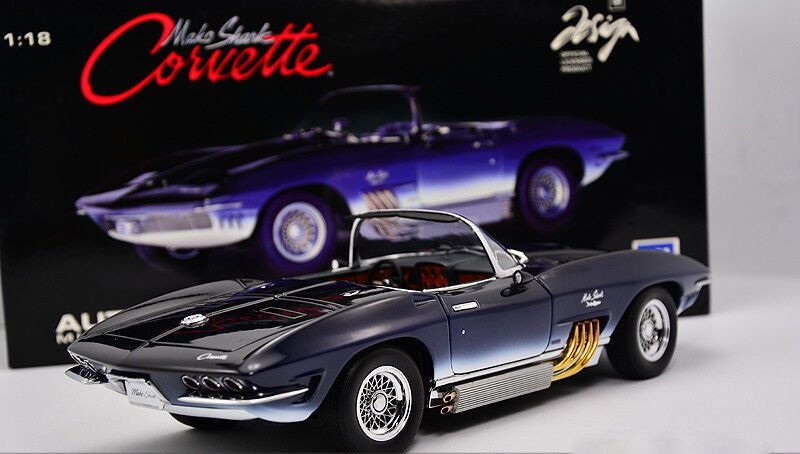 1/18 Autoart 1961 Chevrolet corvette MAKO SHARK blue