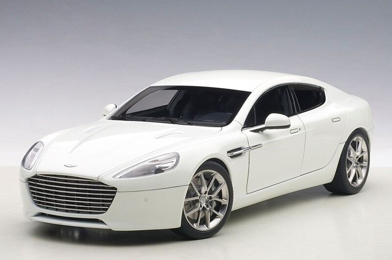 1/18 Autoart 2015 ASTON MARTIN RAPIDE S STRATOS WHITE