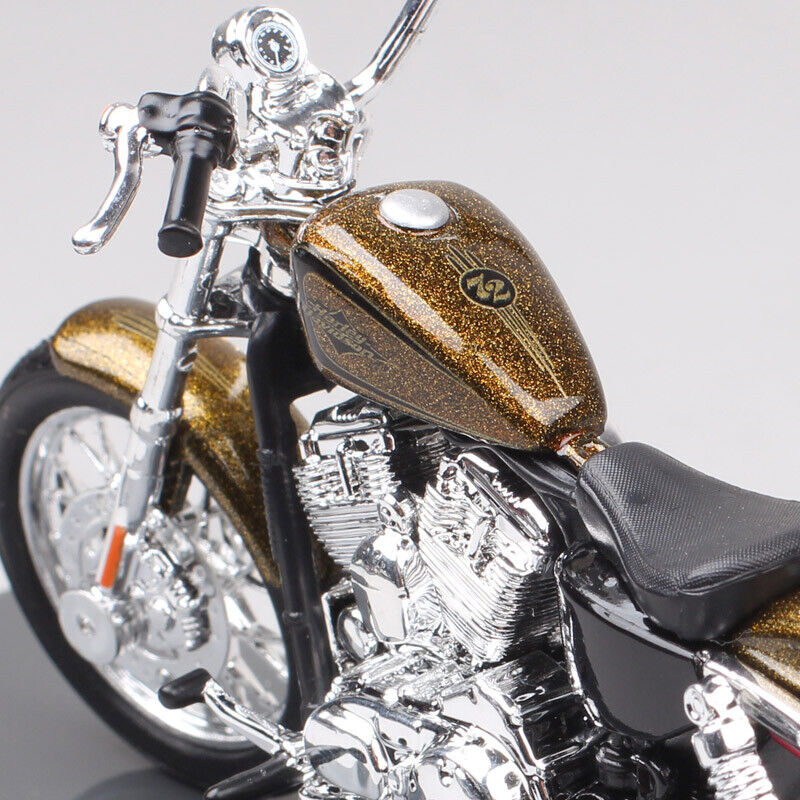 1/18 Maisto 2013 Harley XL 1200V 72 SEVENTY-TWO Model Motorcycle Chorme Gold