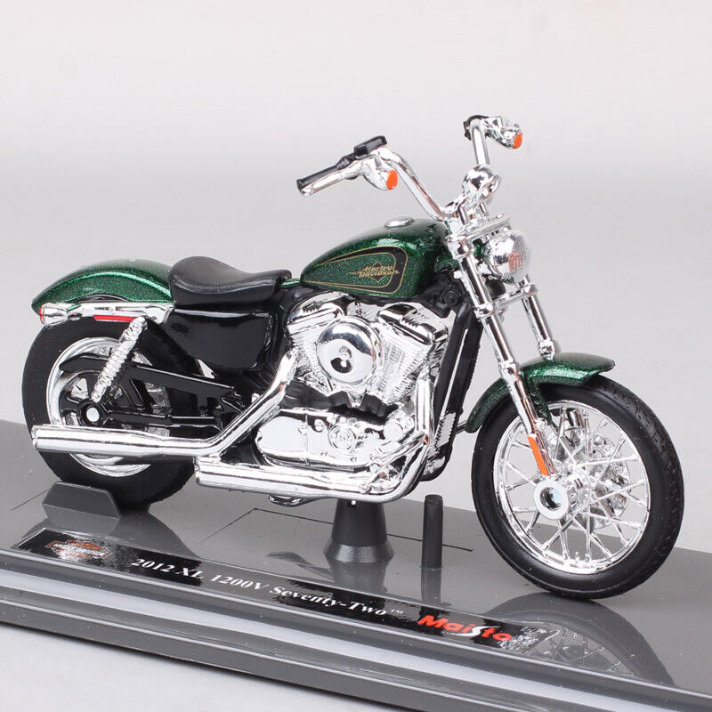 1/18 Maisto 2012 Harley XL 1200V SEVENTY-TWO 72 Model Motorcycle Chorme Green