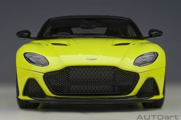1/18 Autoart Aston Martin DBS Superleggera Lime Essence