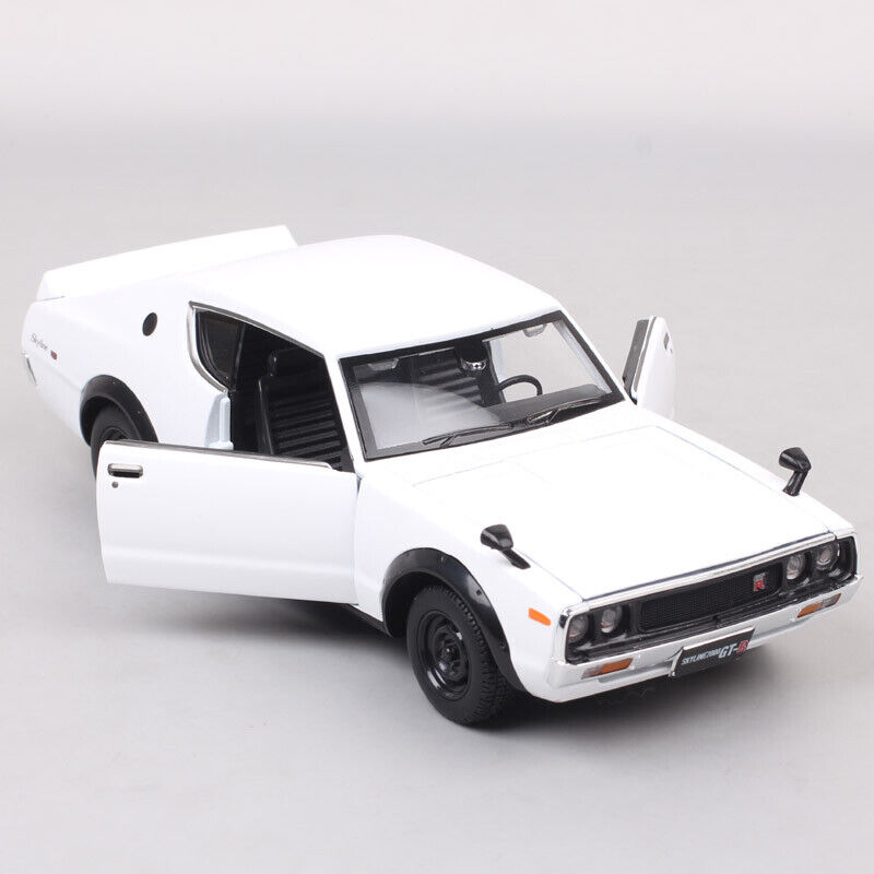 Maisto 1/24 Scale 1973 Nissan Skyline 2000 GTR Car Model Diecast