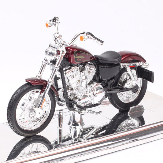 1/18 Maisto 2012 Harley-Davidson XL1200V Seventy-Two Model Motorcycle Red