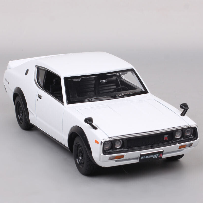 Maisto 1/24 Scale 1973 Nissan Skyline 2000 GTR Car Model Diecast