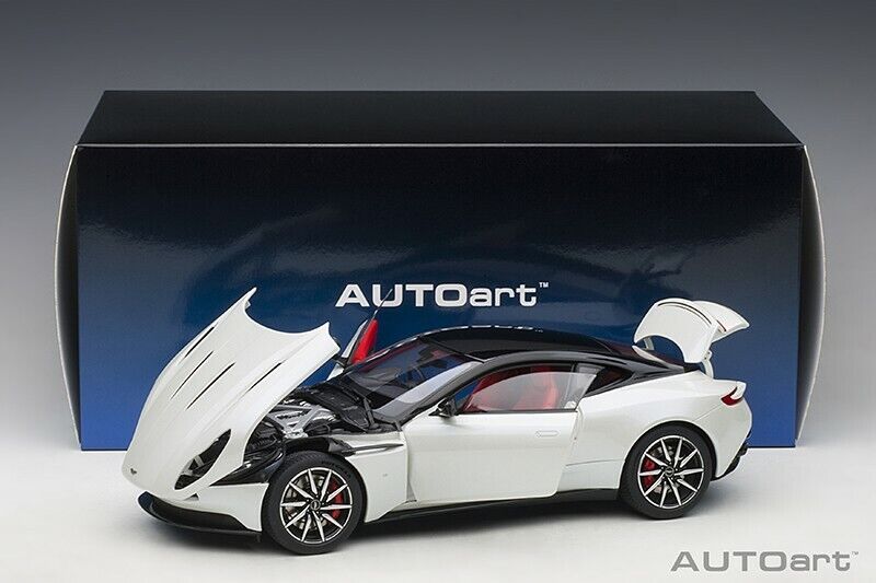 1/18 Autoart ASTON MARTIN DB11 MORNING FROST WHITE
