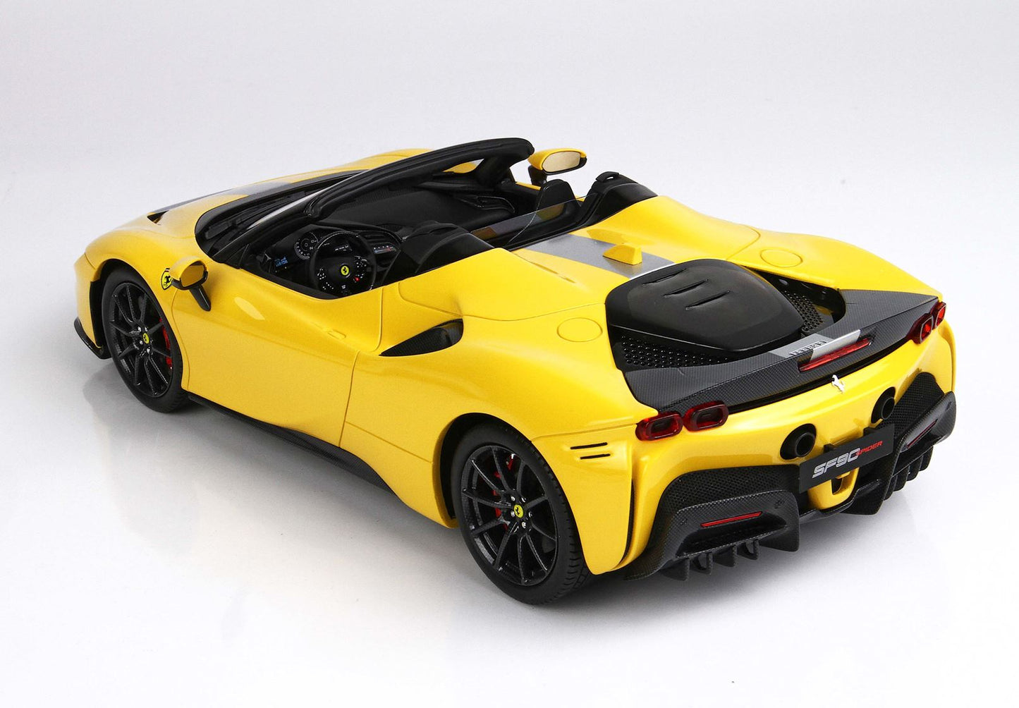 BBR 1/18 Ferrari SF90 Spider PACK FIORANO Giallo Modena-Black Seats- Resin Car Model limited 24 Pieces