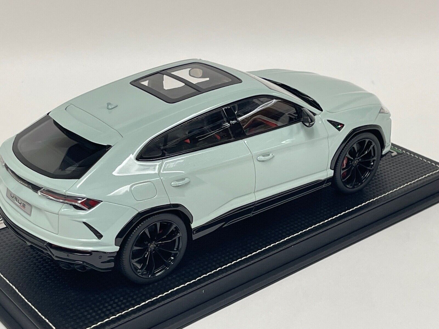 MR Collection 1/18 Lamborghini Urus Ice White Red Interior