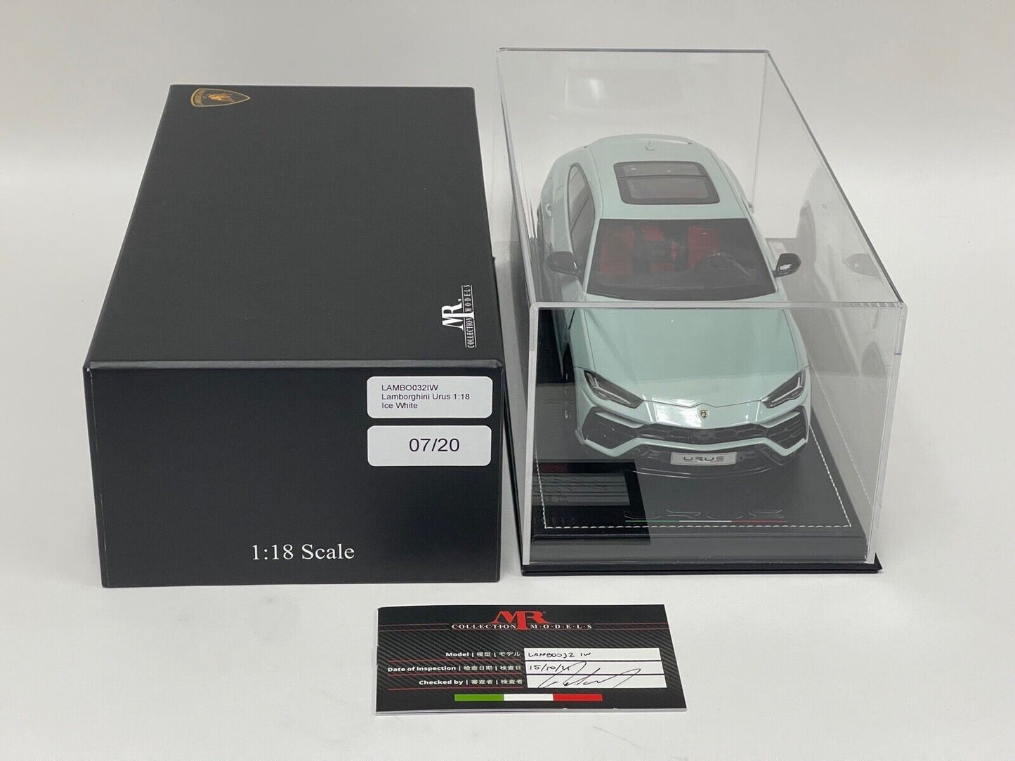 MR Collection 1/18 Lamborghini Urus Ice White Red Interior