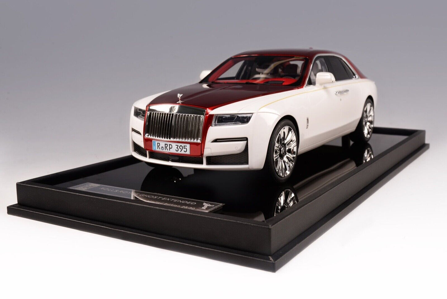 Timothy & Pierre 1/18 Rolls Royce Phantom Ghost Extended Body 30 pieces - Resin Model