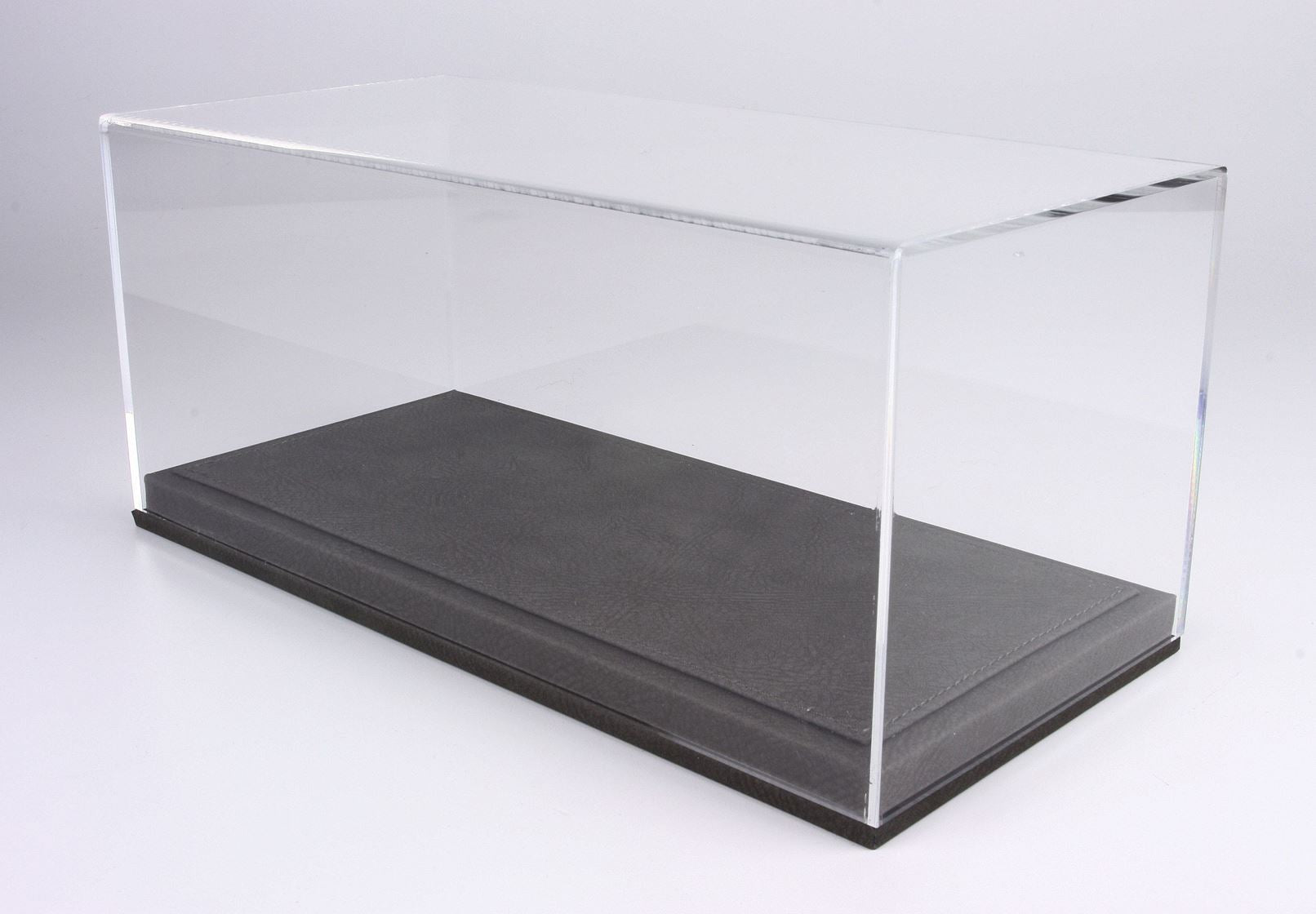 Vitrine en plexiglas