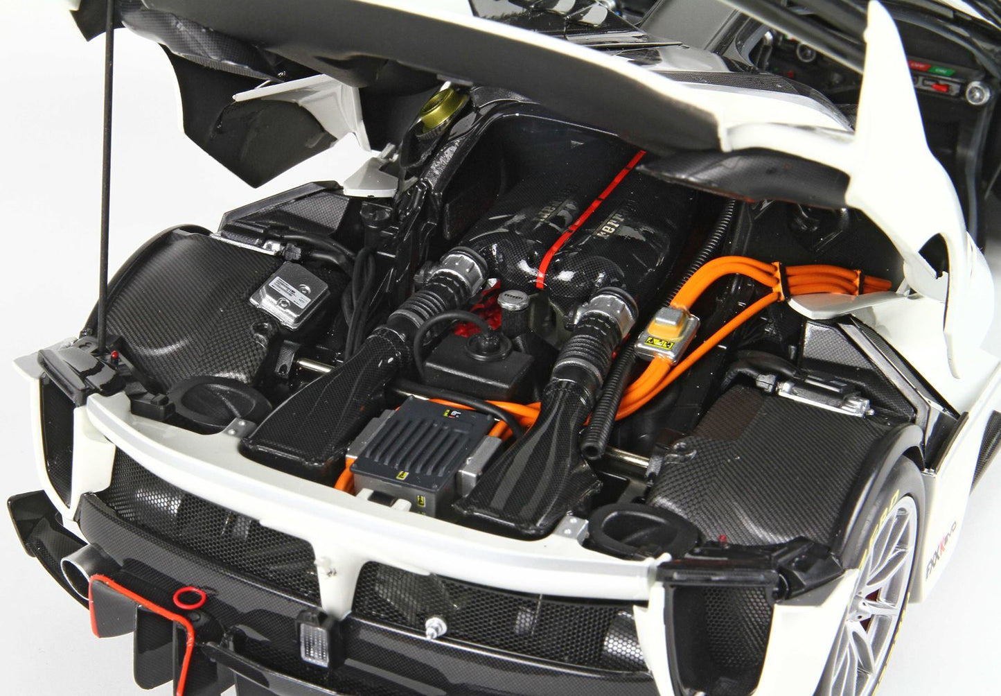 BBR 1/18 - Ferrari FXXK Evo Presentazione #70- DIE CAST-Bianco Italia Metal