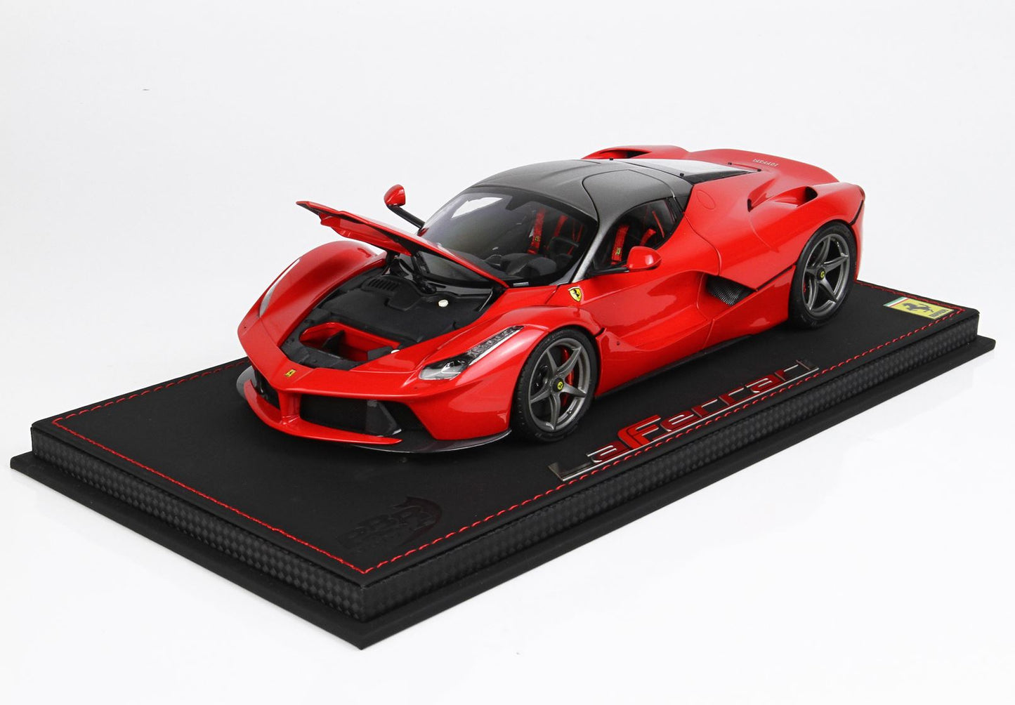 BBR 1/18 Ferrari LaFerrari DIE CAST Red Corsa 322 - grey roof- 70pcs limited