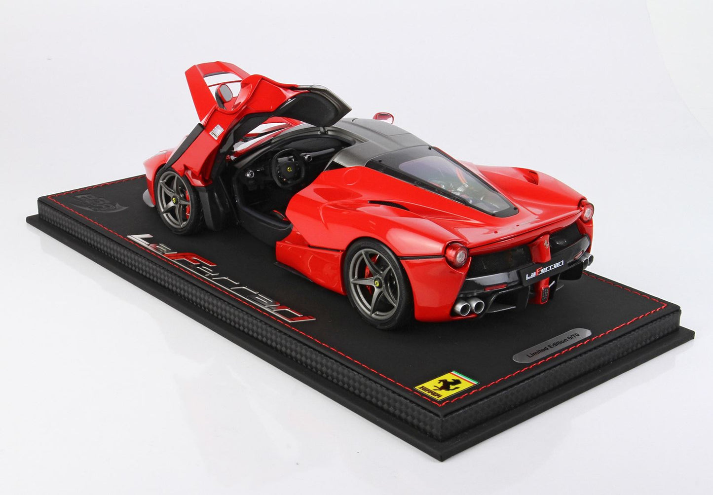 BBR 1/18 Ferrari LaFerrari DIE CAST Red Corsa 322 - grey roof- 70pcs limited