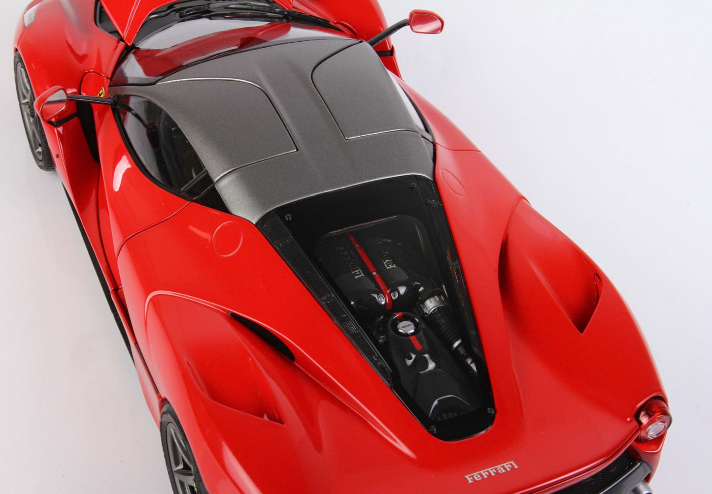 BBR 1/18 Ferrari LaFerrari DIE CAST Red Corsa 322 - grey roof- 70pcs limited