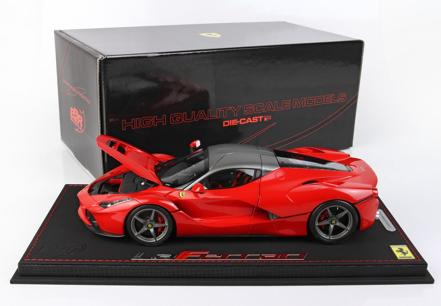 BBR 1/18 Ferrari LaFerrari DIE CAST Red Corsa 322 - grey roof- 70pcs limited