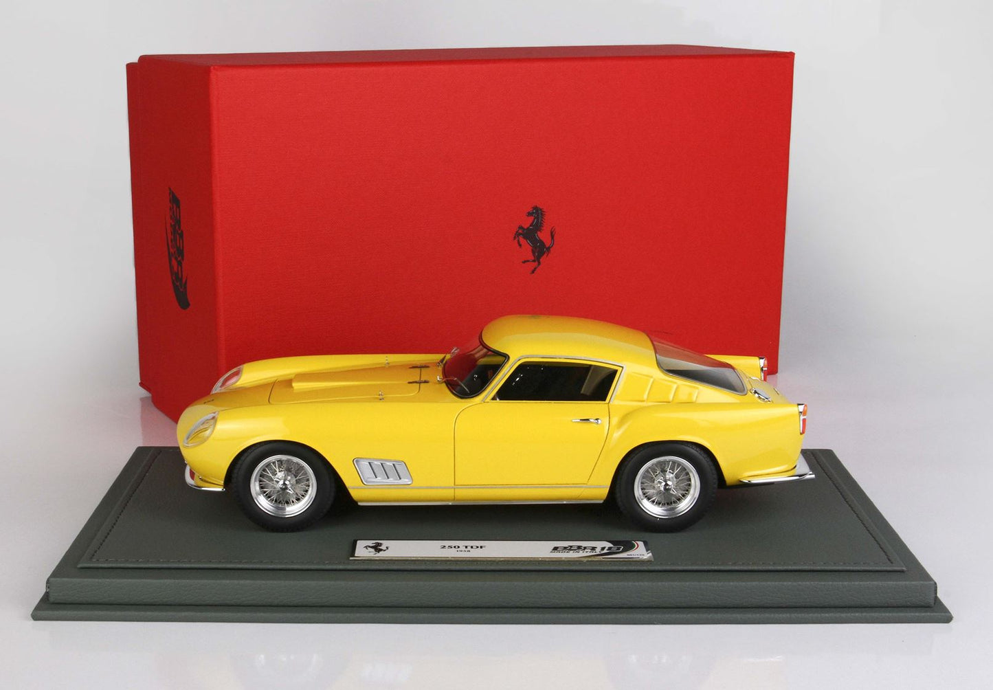 BBR 1/18 Ferrari 250 GT Competizione Fairing Headlight