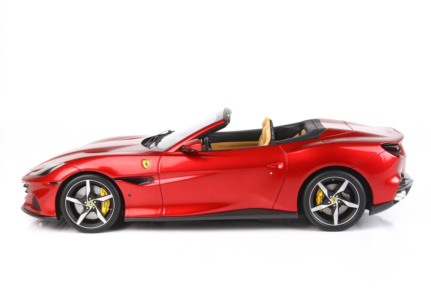 BBR 1/18 Ferrari Portofino M Spider-Red Fuoco-40pcs limited