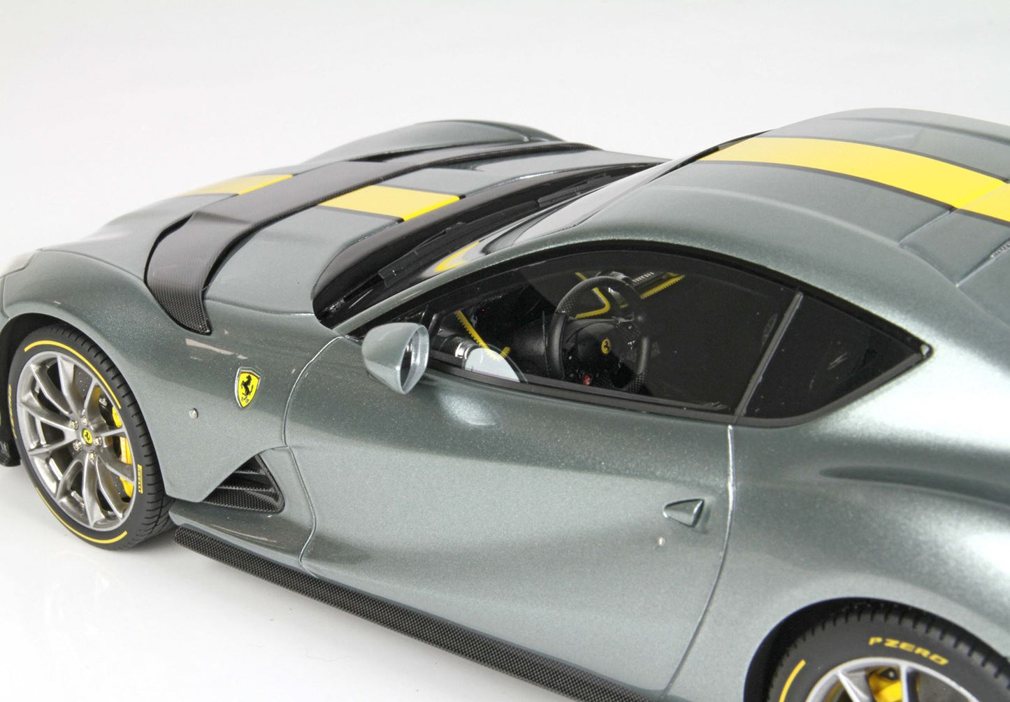 BBR 1/18 Ferrari 812 Competizione 2021 COBURN Grey With Racing Giallo FLY Stripe