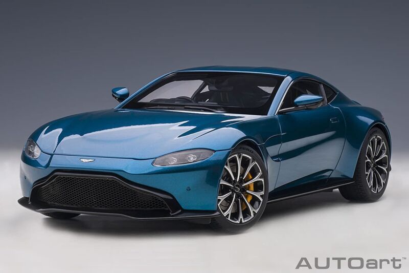 1/18 AUTOart Aston Martin Vantage 2019 Metallic Blue 70278
