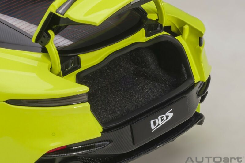 1/18 Autoart Aston Martin DBS Superleggera Lime Essence
