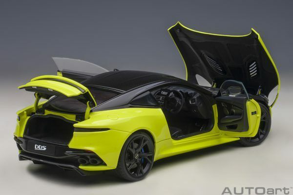 1/18 Autoart Aston Martin DBS Superleggera Lime Essence