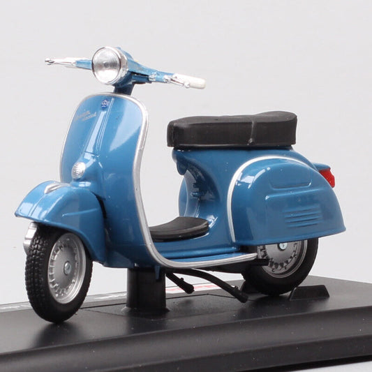 1/18 Maisto Vespa 150 Sprint Veloce Scooter Motorcycle Model Diecast 1969