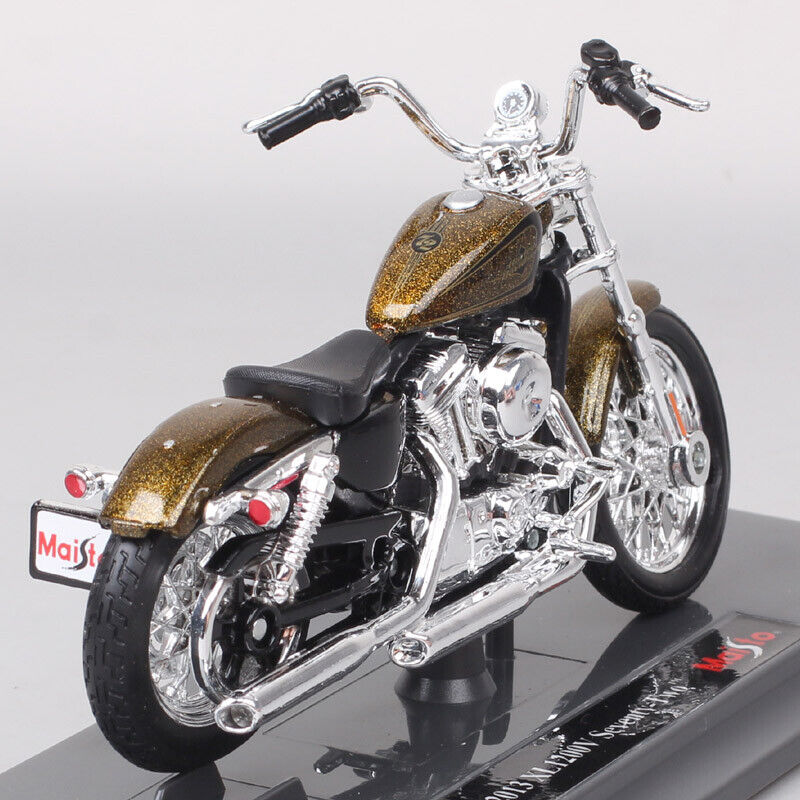 1/18 Maisto 2013 Harley XL 1200V 72 SEVENTY-TWO Model Motorcycle Chorme Gold