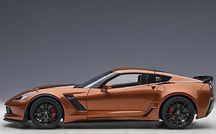 1/18 AUTOart CHEVROLET CORVETTE (C7) Z06 C7.R Edition 71259