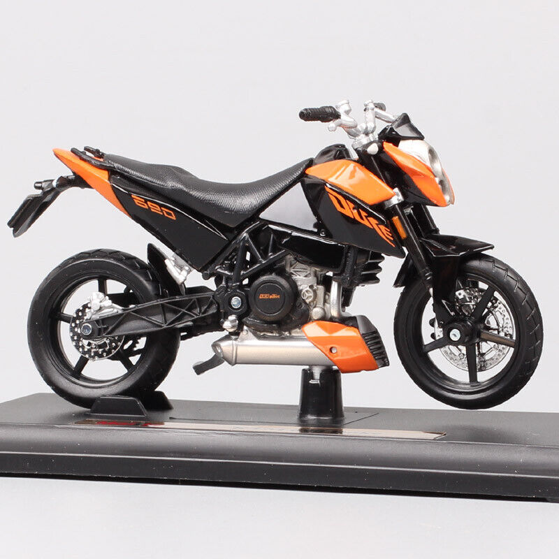 1/18 Maisto KTM 690 duke III Enduro streetfighter scale Motorcycle Diecast model