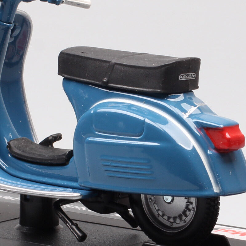 1/18 Maisto Vespa 150 Sprint Veloce Scooter Motorcycle Model Diecast 1969
