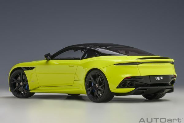1/18 Autoart Aston Martin DBS Superleggera Lime Essence
