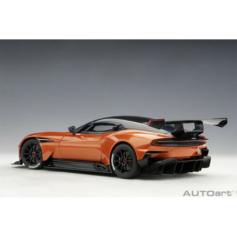 1/18 AUTOart ASTON MARTIN VULCAN MADAGASCAR ORANGE 70264