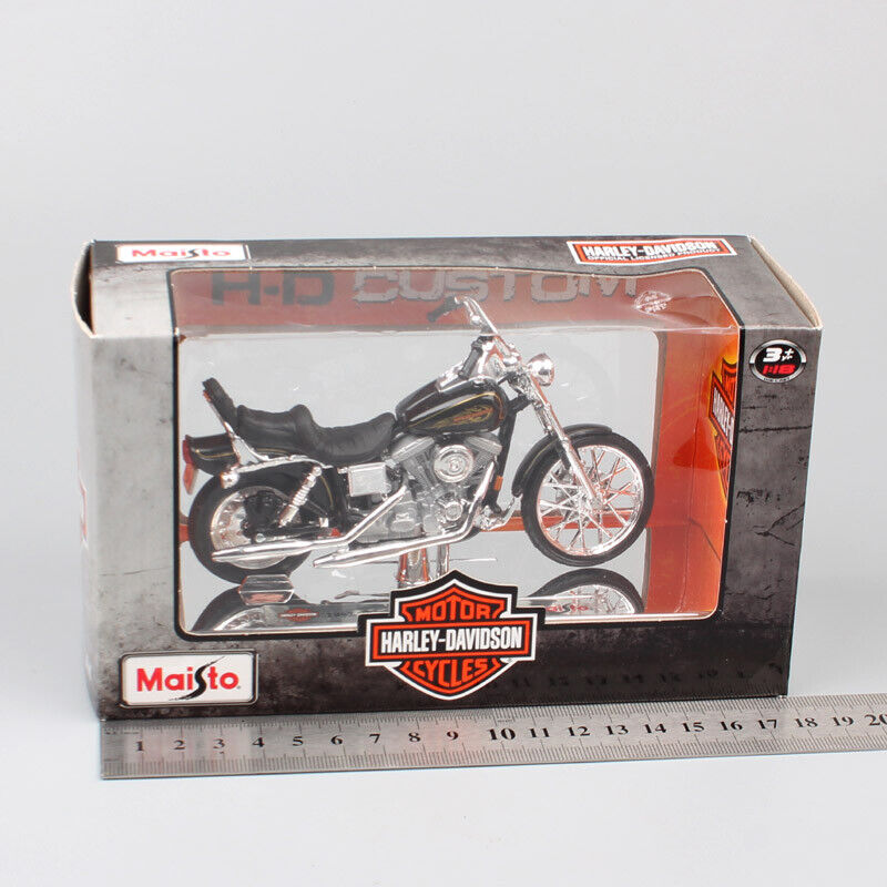1/18 Maisto 1997 Harley Davidson FXDWG Dyna Wide Glide Model Motorcycle